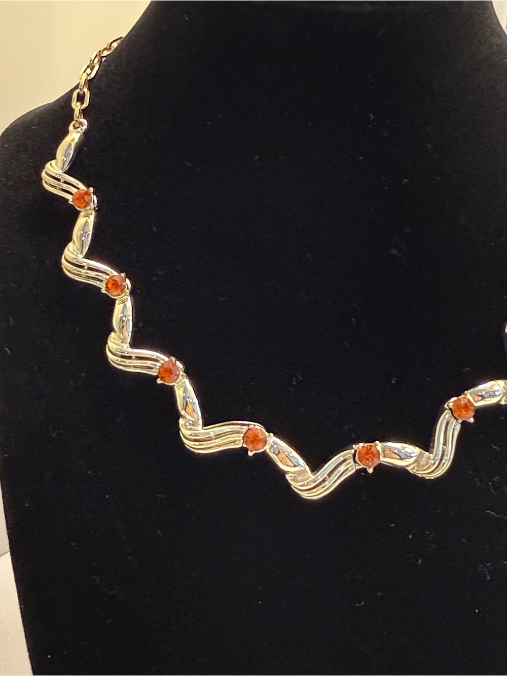 Vintage Coro Gold Tone Rhinestone Swirl Choker Necklace | Signed - Picture 4 of 7